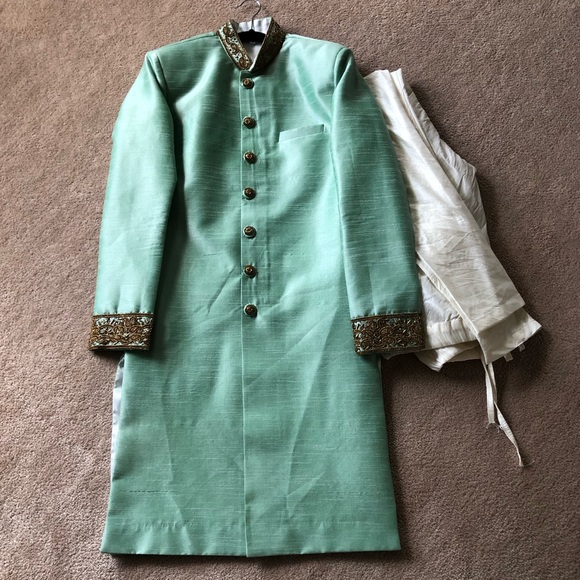 Men’s Silk Sherwani - Picture 4 of 9